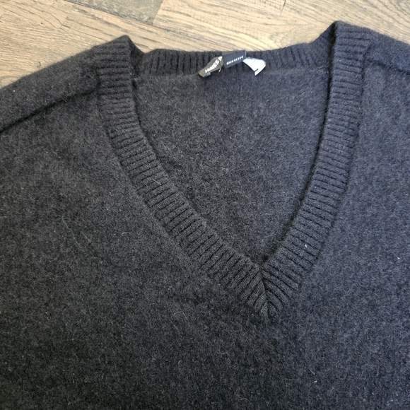 JAMES PERSE CASHMERE V-NECK BLACK SWEATER SIZE 3 WOMENS - Picture 5 of 8